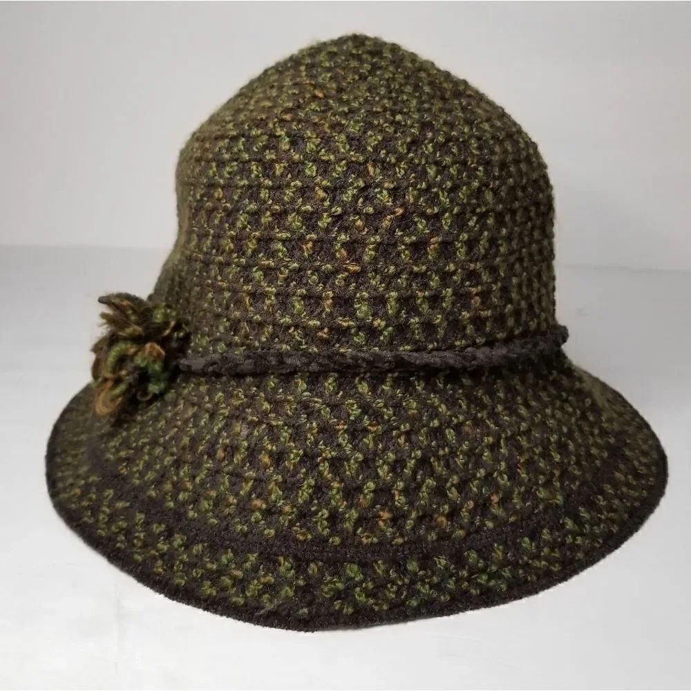 Betmar New York wool blend hat green one size fits most